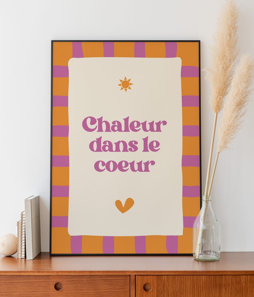 Zoom sur le papier de l’affiche déco positive Chaleur dans le cœur